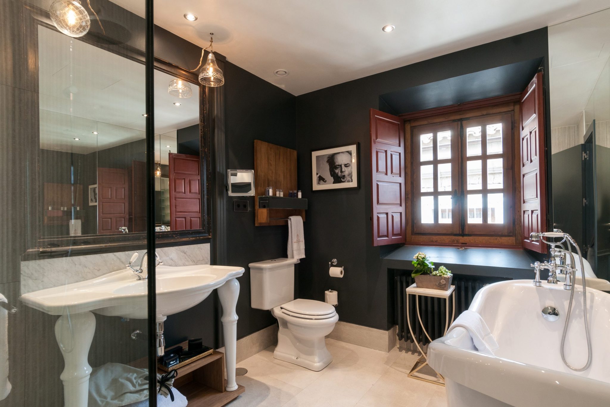 04-HAB-103-JSU-BAÑO-scaled.jpg